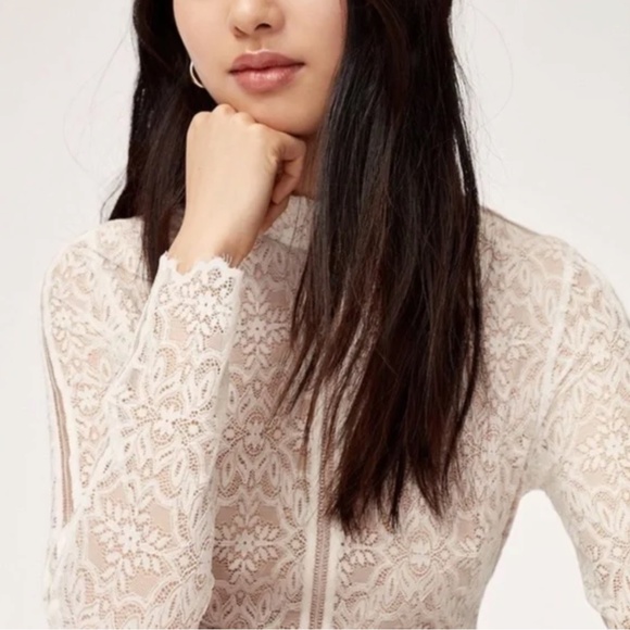 Aritzia-Black Lace Mock Neck Top - Picture 4 of 7